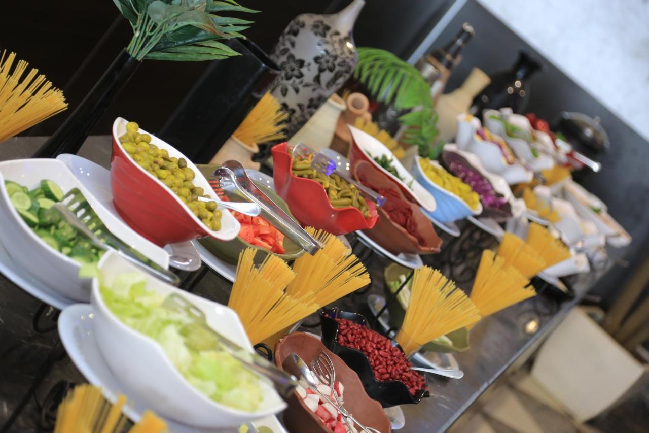 Grand East Hotel - Resort & Spa Dead Sea Sweimeh Esterno foto